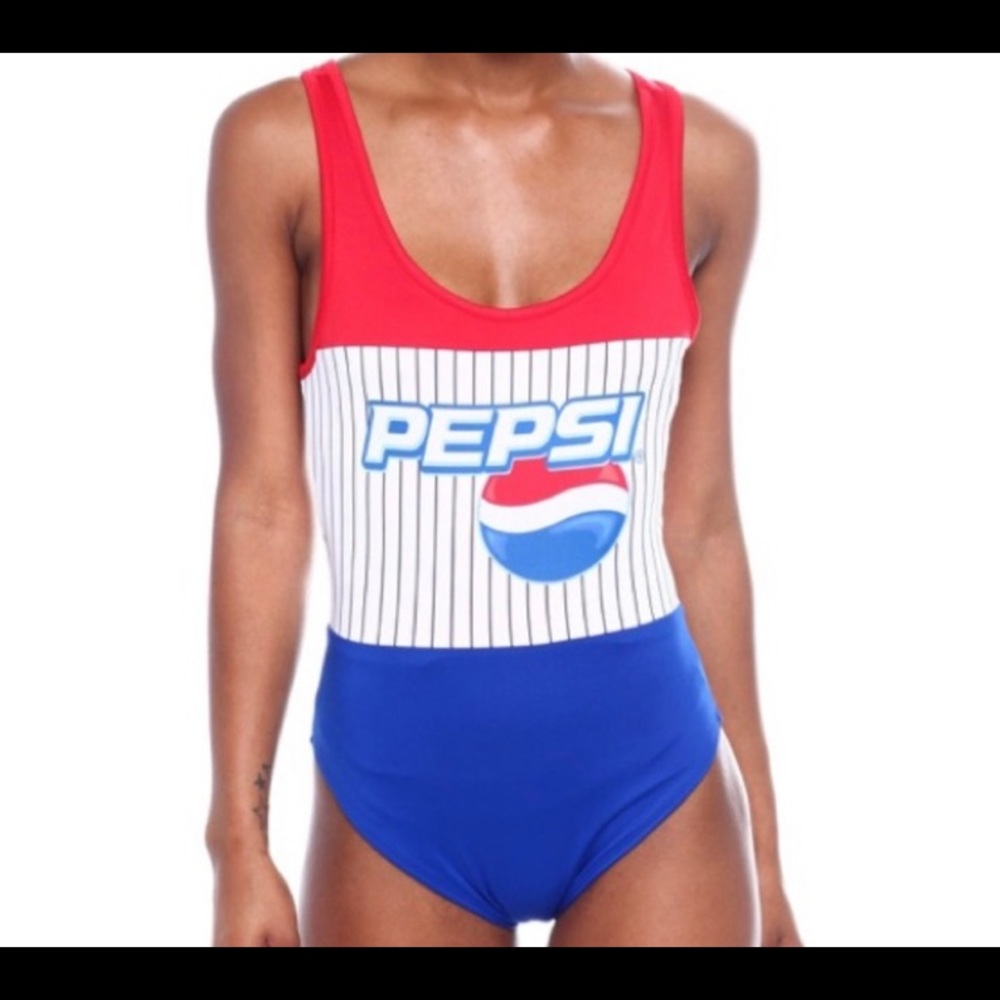 🎉Host Pick🎉Pepsi One piece bathing suit